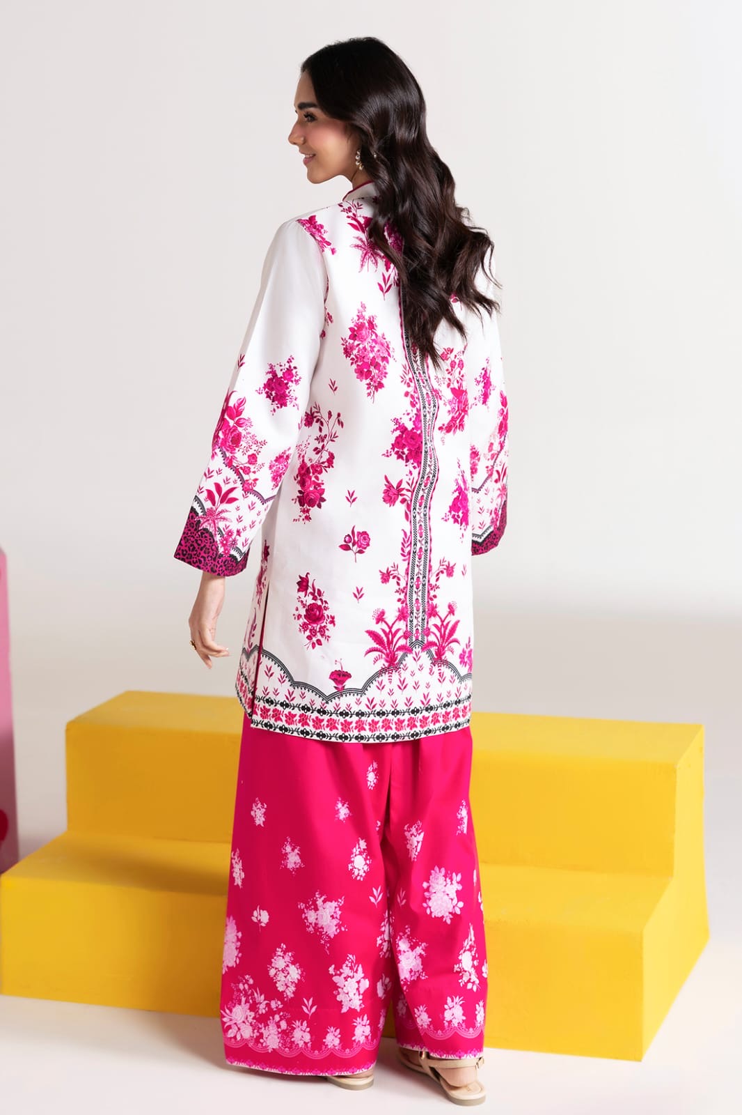 Magenta Bloom 3-Piece Suit