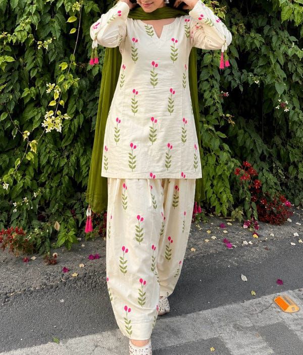 Cute Floral Printed Farshi Shalwar Set (3PC)