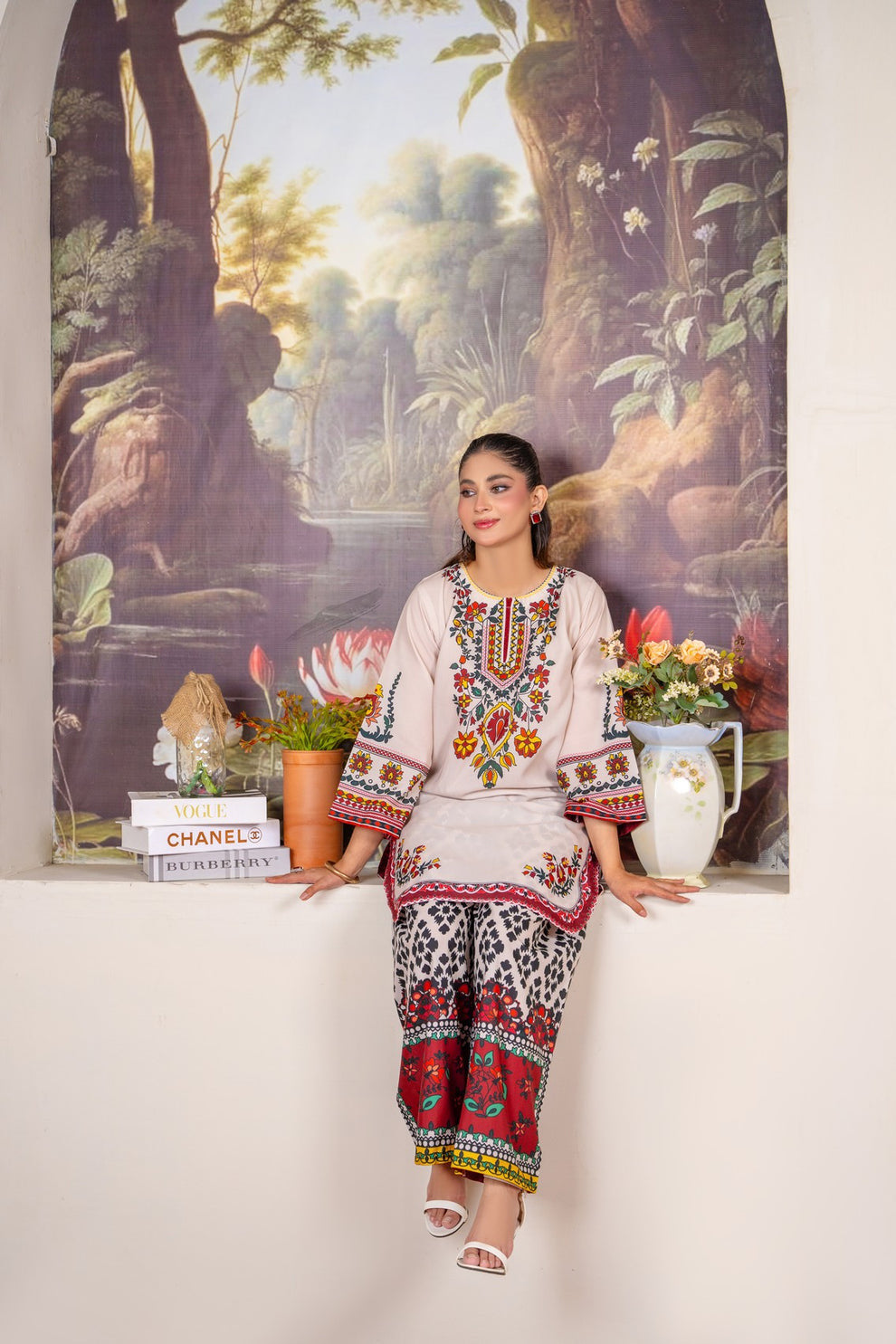 Crimson Motif 3-Piece