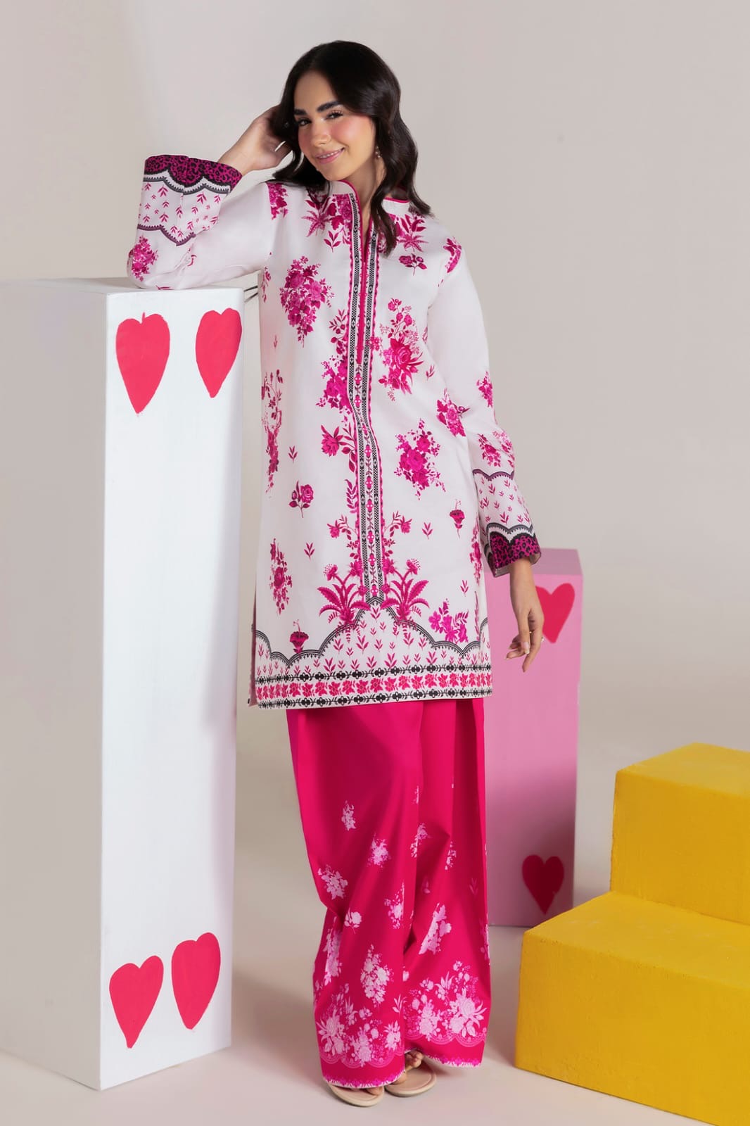 Magenta Bloom 3-Piece Suit