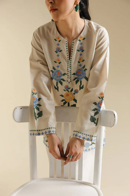 Floral Meadow Printed Farshi - Off-White