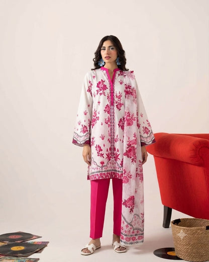 Off-White & Fuchsia Floral Printed Lawn Suit with Dupatta – 3 Piece