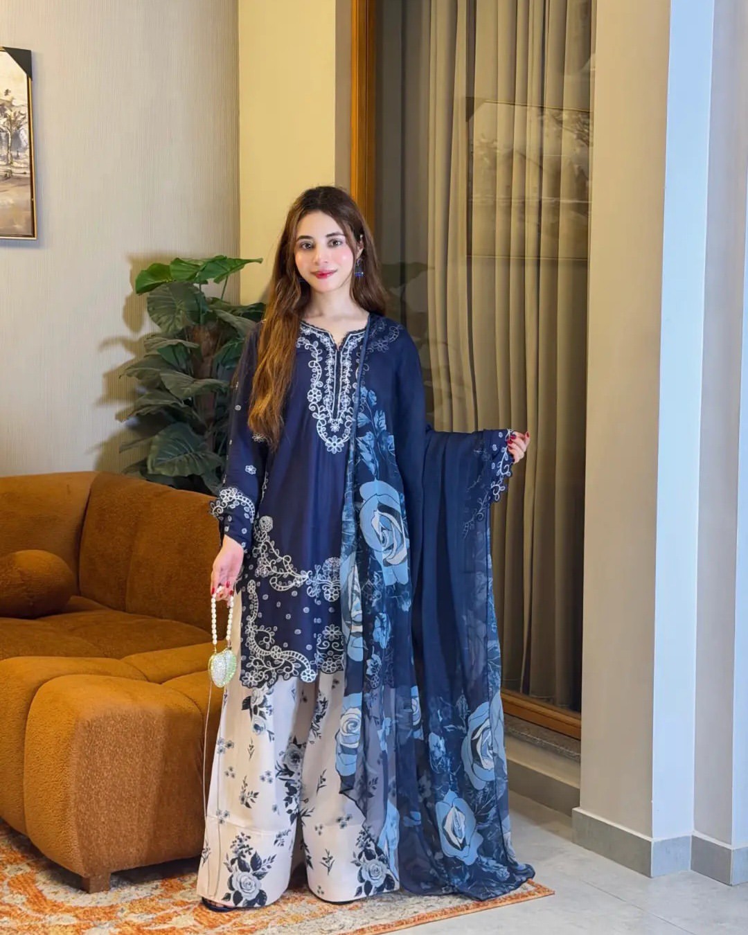 Gul-E-Jaan Embroidered 2-Piece